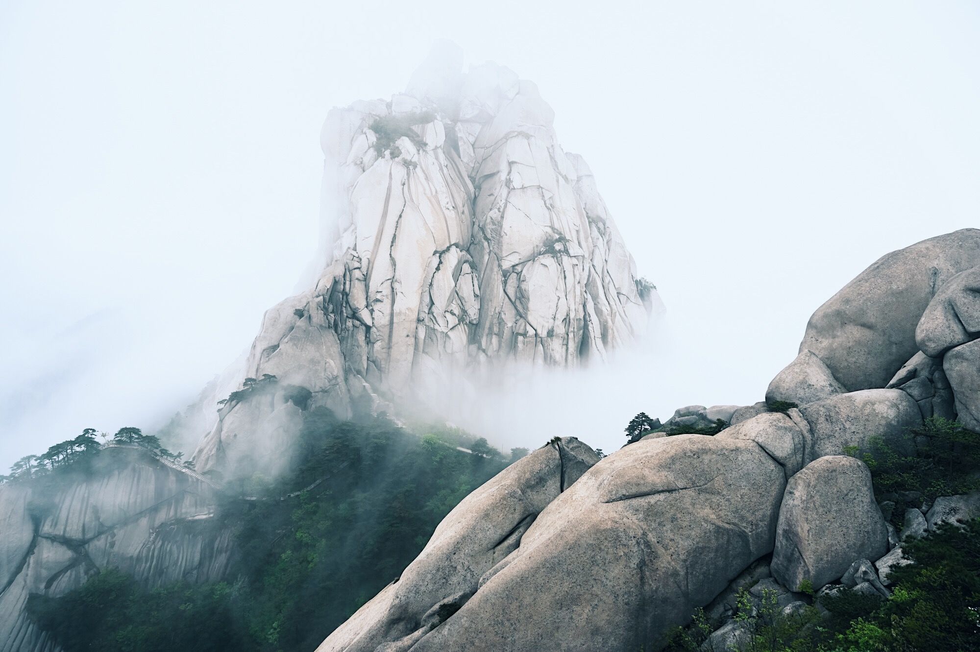 走进北纬30°的天柱山，一处风光秀丽又神秘的地方