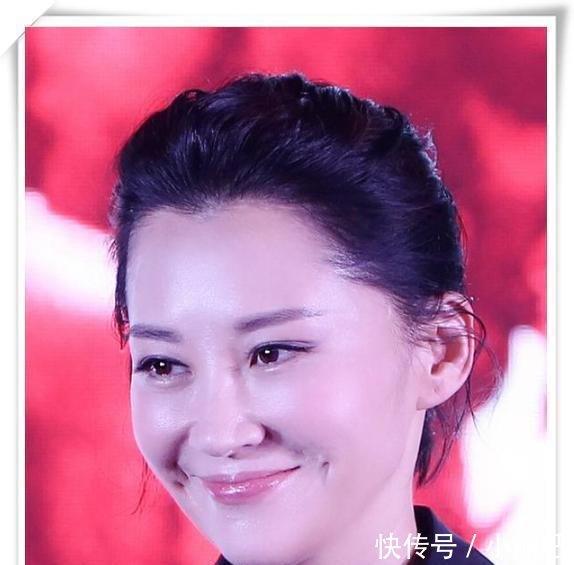 许晴真厉害!烂大街的吊裆裤居然穿出高级感,老公主真不是白叫的