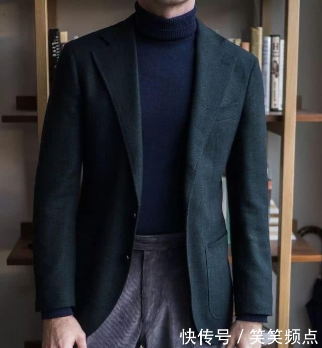  服饰：一条“普通”的灯芯绒裤，成功吸了跨年女孩子的目光
