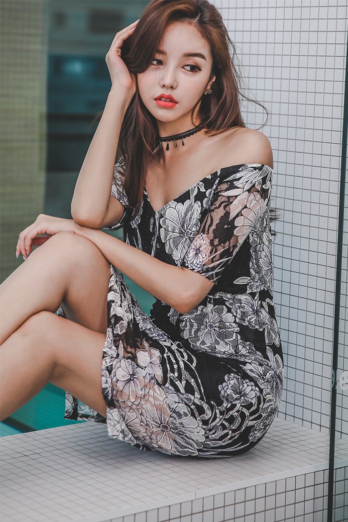 帕蒂略斯优美露肩水仙裙