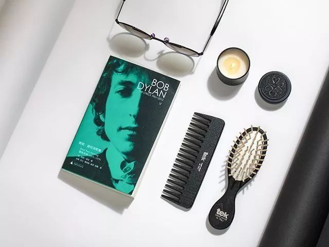 头发打结、掉发?换这把气垫梳试试