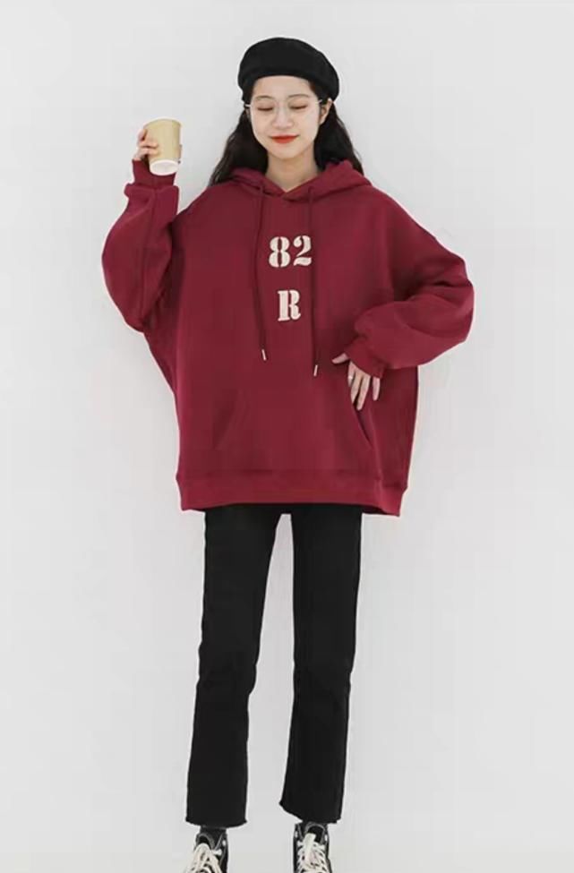  女生■00后女生得知道，卫衣要选择这些款式，才是凹造型的必备单品！