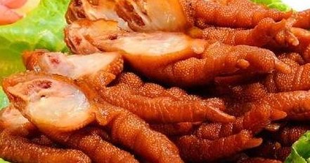『游客』冬天旅游不能少了河虾炒饭,新鲜河虾搭配上好大米,游客都夸赞