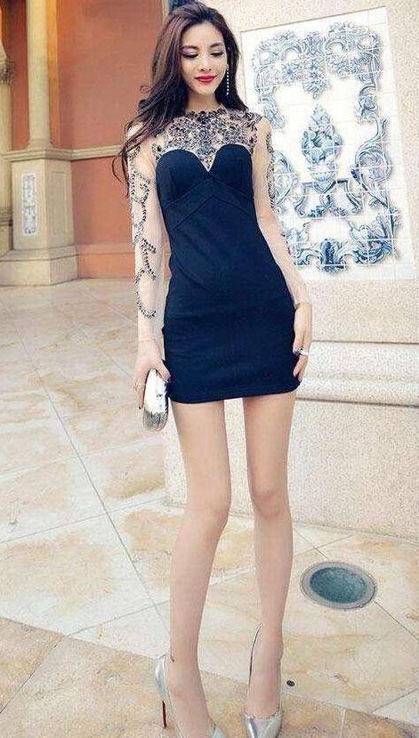 紧身裤不失风度,无论年岁大小都轻松驾驭,懒人的好搭配