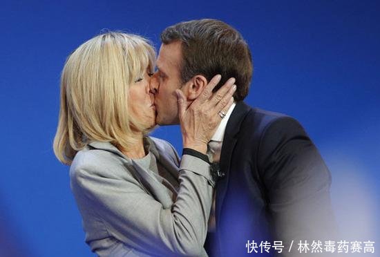 9日时尚热点：50岁金星现身机场，长款风衣穿出贵妇味道，可是小