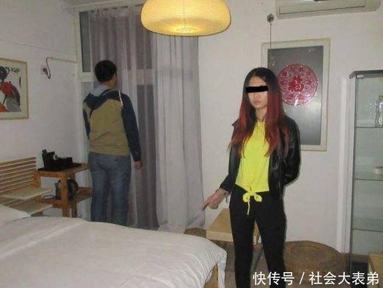 年轻男子约女网友酒店见面,第二天男子慌忙逃