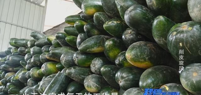  #工人#农村小伙花20多万发明“神器”，工人们直呼“厉害！”