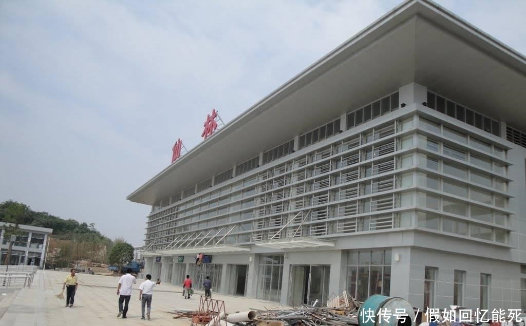 中国最“冷清”的三个车站，乘务员比乘客还多，你知道是在哪吗？