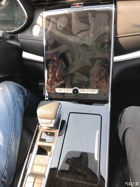 【出门】外观时尚开着出门面子足!荣威RX5 MAX车主用车1288公里口碑分享