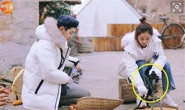 赵丽颖节目中莫名躺枪，被黑粉骂作秀，真爱粉大骂：你是不是瞎？