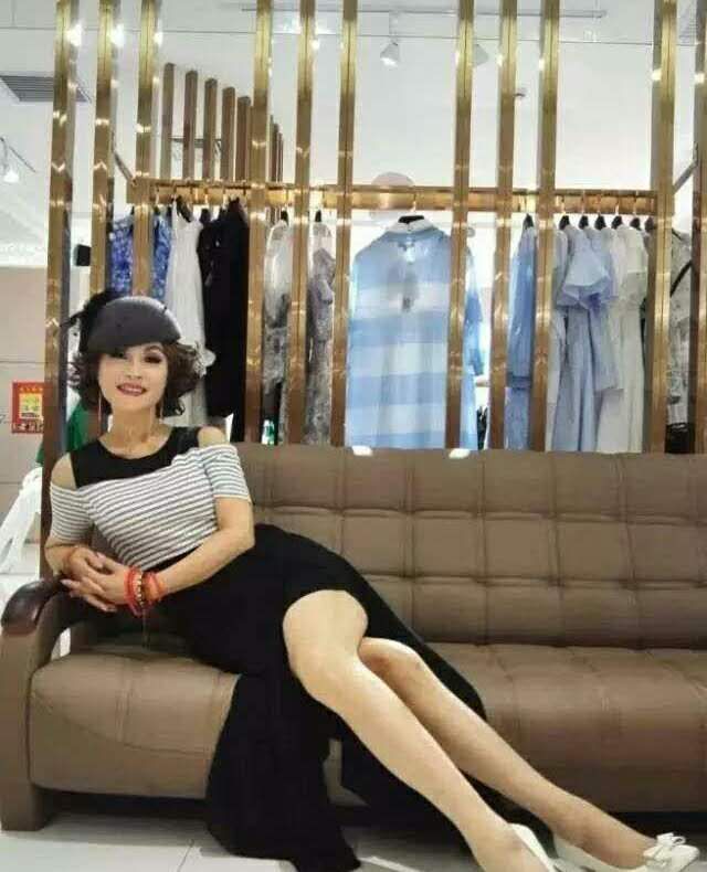 30年不吃晚饭，花甲老人保养像少女，癌症进手术室都要化妆