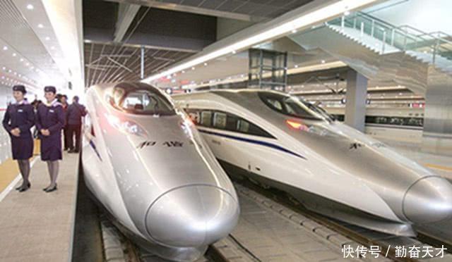 有人说越南火车堪比中国高铁？看了越南火车内部设施，终于明白了