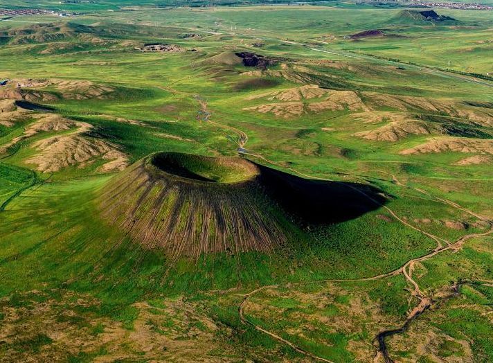 世界上最“委屈”的火山：仅有1.2米高，当地人却用它来“烤肉”