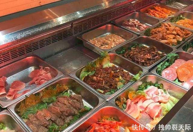  「肉类」吃自助餐有讲究，从来不取这4种餐品的，老板这人是个内行