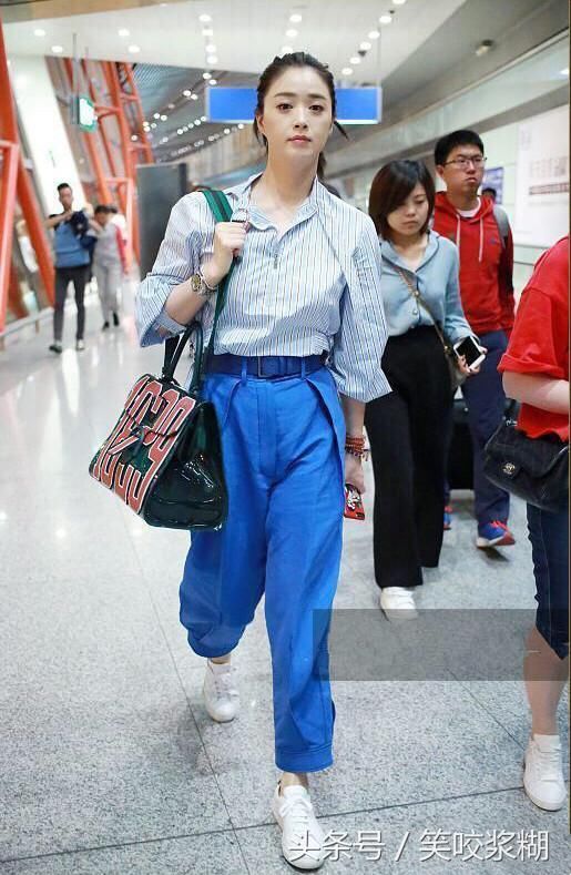 一条阔腿裤的出现让网友齐呼“蒋欣，你真的不用减肥！”