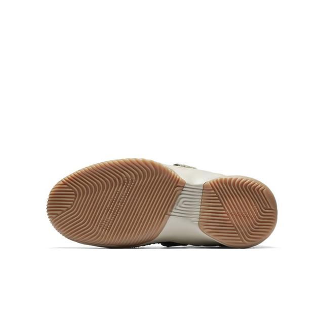 军事气息！LeBron Soldier 12 全新配色抢先预览