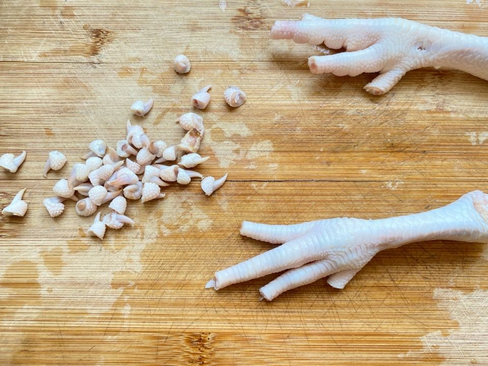  『追剧』网红追剧小零食在家就能做，酸辣开胃又好吃，比泡椒凤爪还好吃