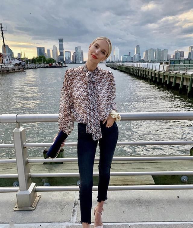  『德国』女生的穿搭不只一种style，德国博主亲身示范：我的时髦你敢学吗