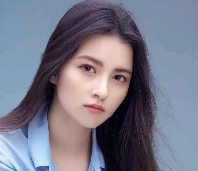  美女|“骨相美”耐看，“皮相美”靓丽，对比这五个特点，你是哪种美女