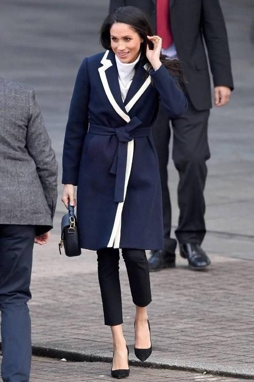 看完梅根王妃的小西装,再看凯特王妃的小西装,网友:还是她好看