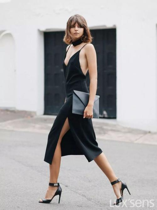 直男控诉：女人就应该穿得贴身又性感啊！