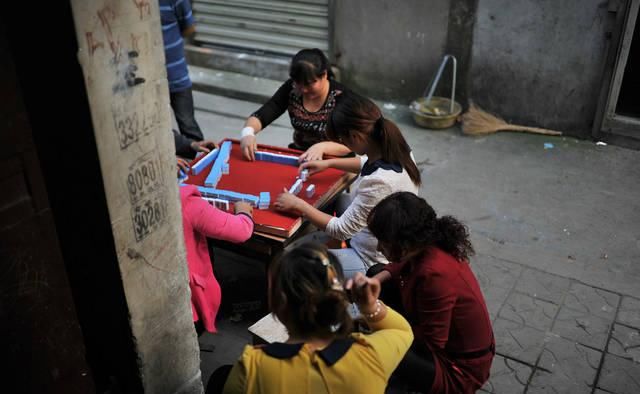  白菜：全国最大的玉器制作村庄，家家年入数百万，如今却只值白