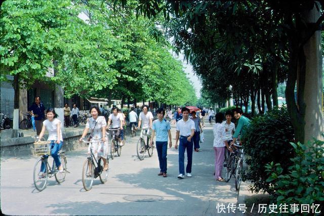 老照片：八十年代的中国生活