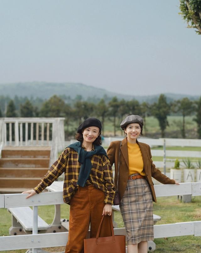 『女人』30岁女人不忍拒绝的6款春装搭配,减龄又时尚,这样穿简直美炸了