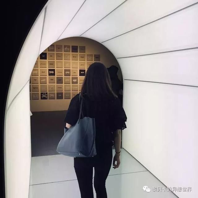 这些千元级美貌包包到底有什么魅力，让她们天天都想背！