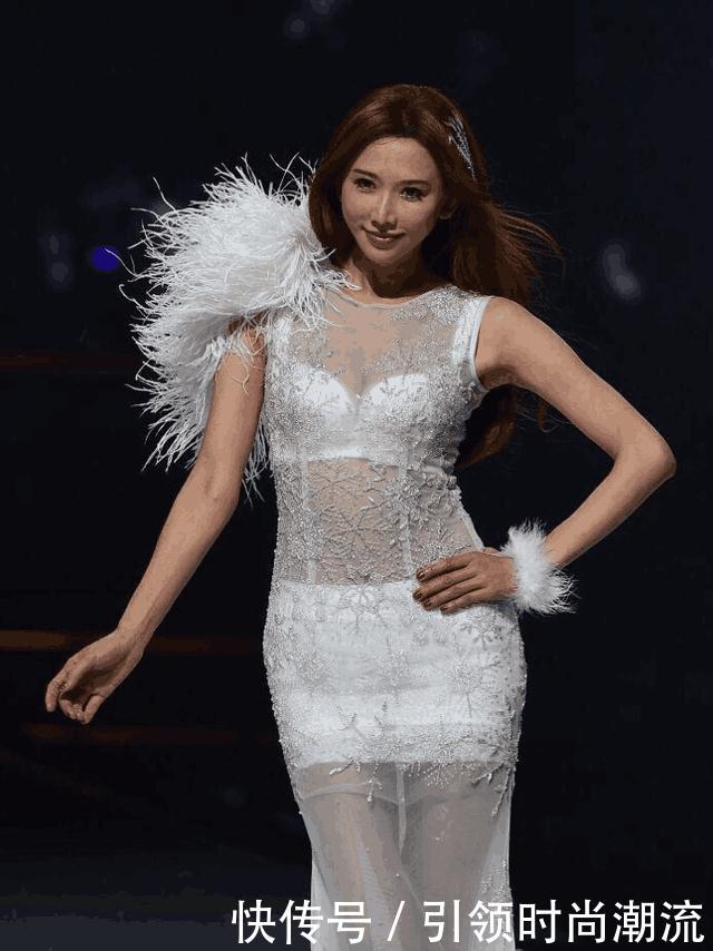 林志玲姐姐因为身材又火了一次,志林姐姐不是白叫的