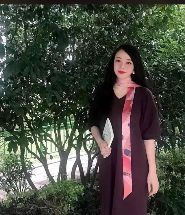  【衫搭配】春节穿什么衣服好看 既应景又不落入俗套的穿搭指南