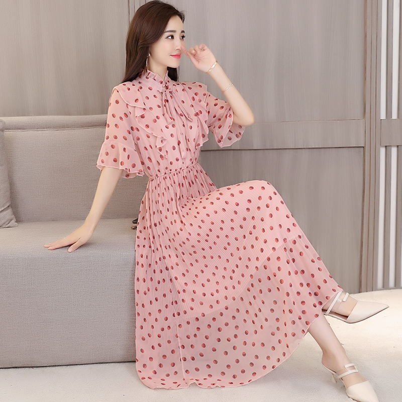 优雅时尚长裙，时尚名媛气质，还能遮肉，让你也轻松拥有小蛮腰