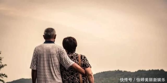 【超暖】故事:母亲和前夫生的孩子,二十年后找上门来,父亲的做法超暖心!