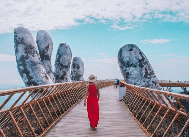 世界上最独特的手,一双托起大桥,一只耗时50年“打造”,最后一