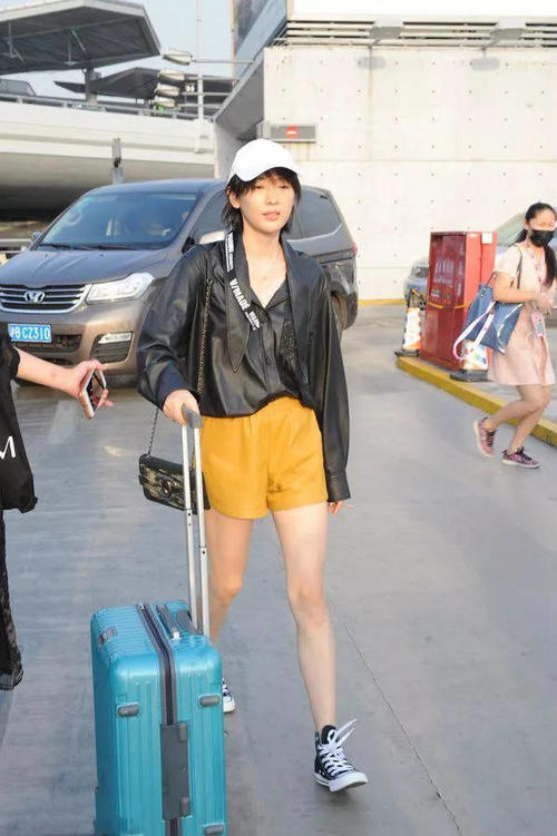 童瑶挑战素颜,眉眼之间,还真有几分章子怡的韵味!