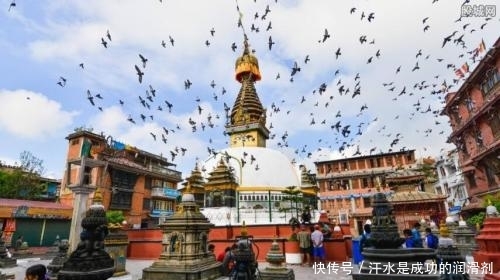 越南泰国的中文告示让人恼火,尼泊尔却“跟风”,游客:太搞笑了