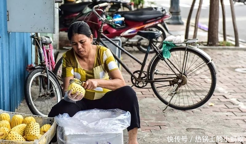 世界上拥有最大龙桥的国家,因价格便宜游客多,却靠模仿中国起家?