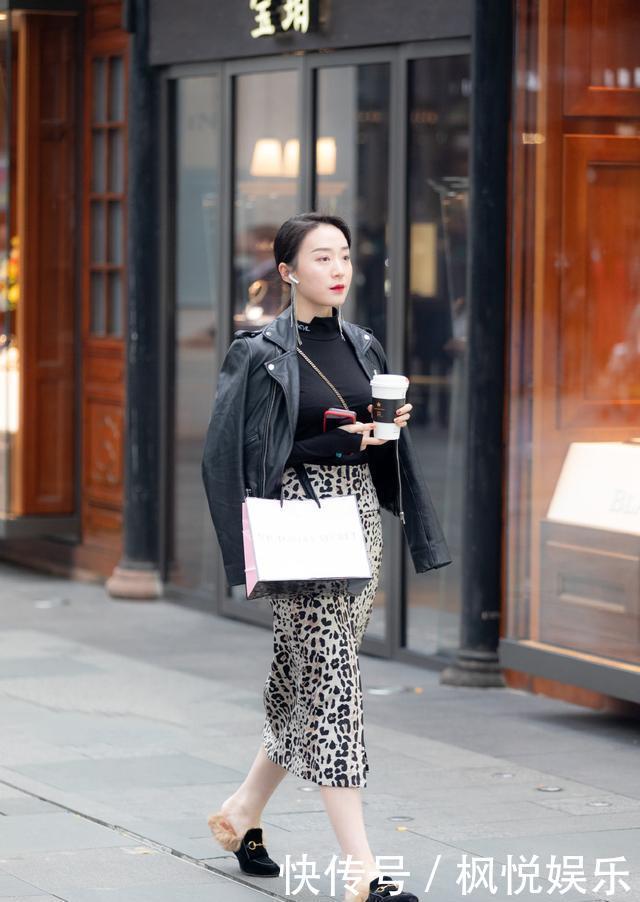  [严谨]一穿上严谨的职业装就不美了？这几款时尚单品，让你柔媚又优雅