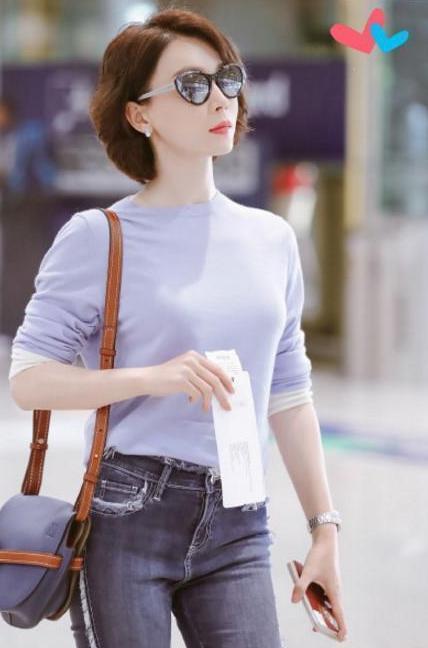 陈数的气质太高级了, 简单牛仔裤也穿得这么有范, 大长腿更迷人