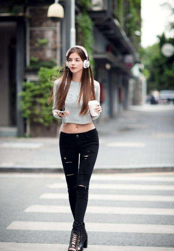 紧身裤轻松穿出时尚达人气质, 轻松百搭