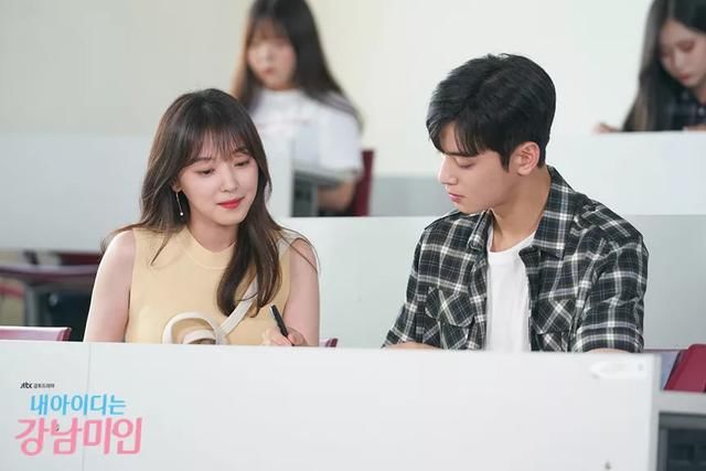 一边骂她一边偷学穿衣经《我的ID是江南美人》的女二让人又爱又恨