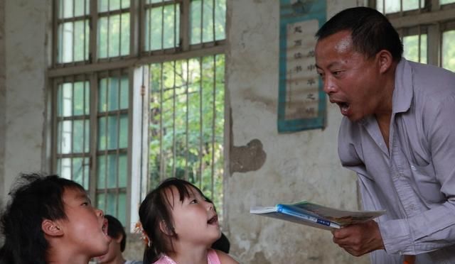 事业单位改革即将完成：教师薪资大调整，这类教师要涨工资