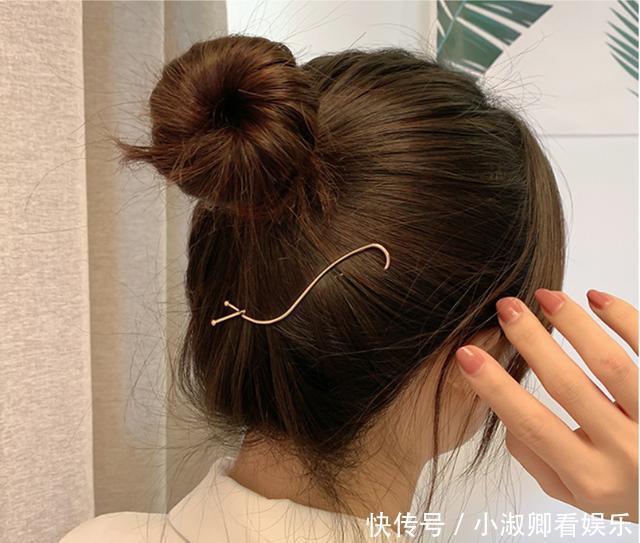 『装饰品』漂亮的发夹并不是简单的装饰品,对的发夹还能让自身的气质up