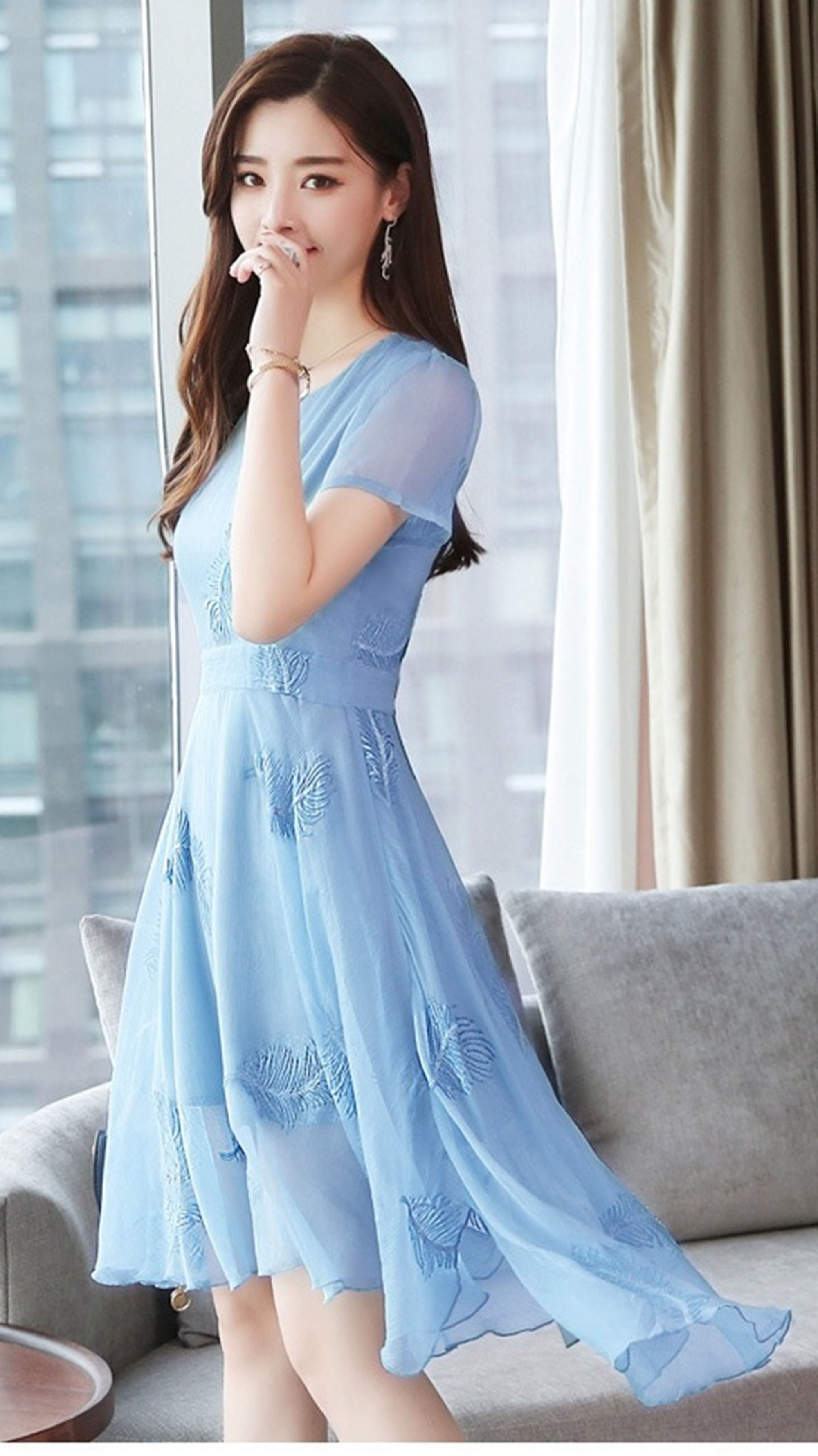 大码收腰修身雪纺连衣裙，不规则刺绣中长裙