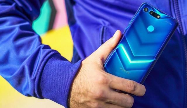 华为新机上市手机