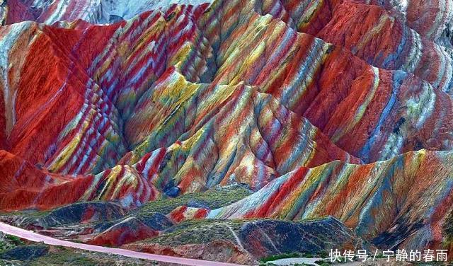 甘肃,是一个神奇的地方,可以观赏各式各样的景致