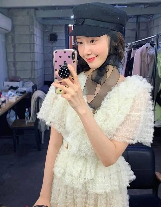  『小东西』最近的穿搭重点竟是这个小东西？