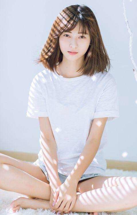 精致女人穿搭紧身裤不失优雅大方，美出了新概念，上街回头率高