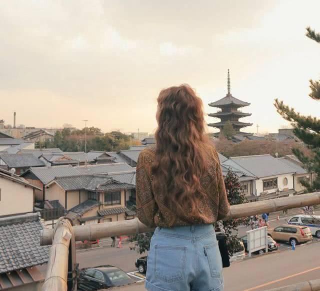 『长发泡面头』丸子头怎样才能扎得好看?泡面头又是什么鬼?