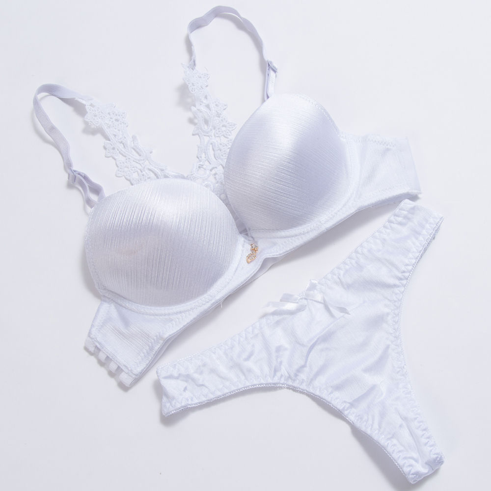 9月发工资，这4件文胸一定要买，穿上气质如兰添柔情